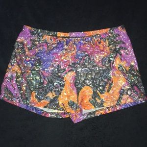 BODY WRAPPERS Foil Print Booty Shorts